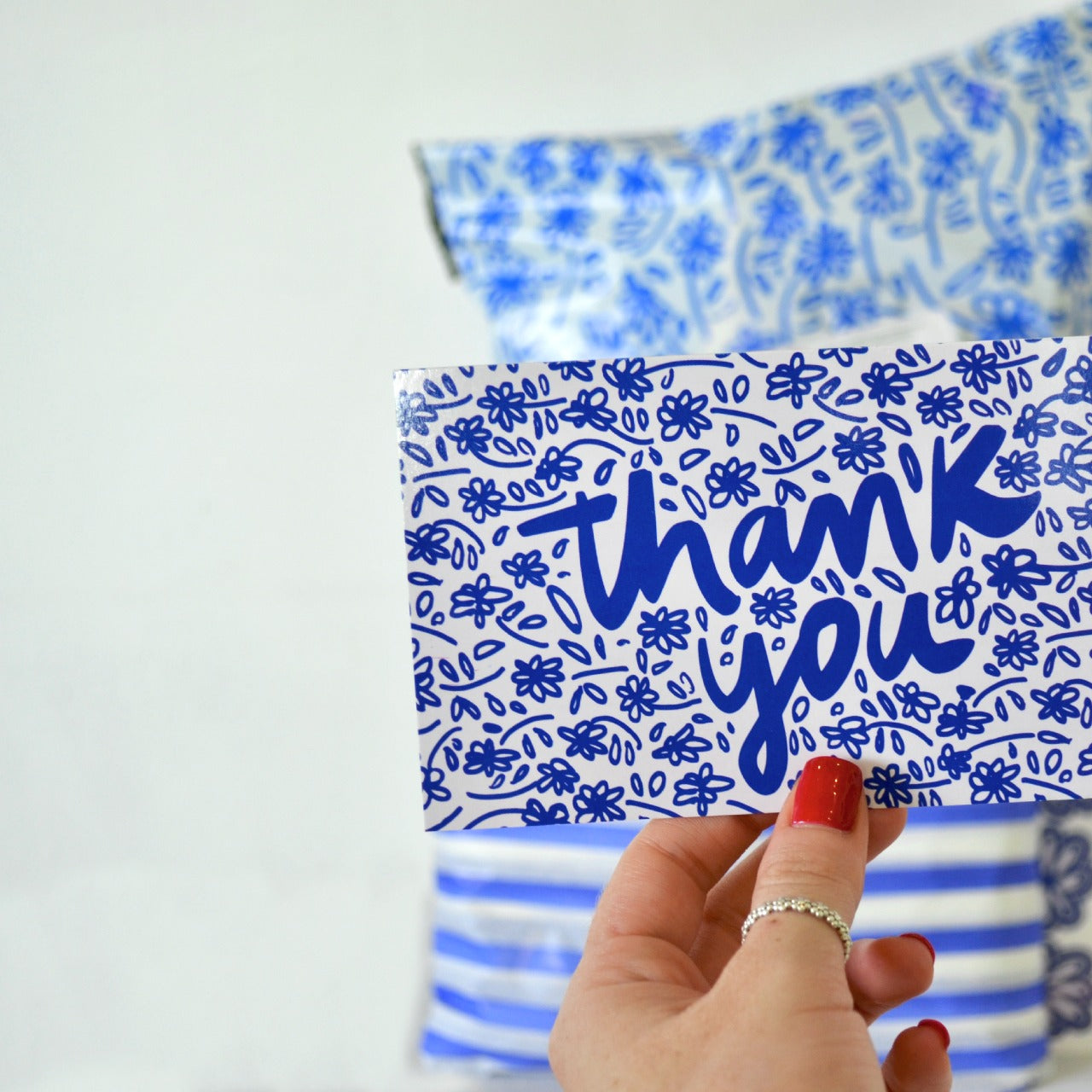 TARJETAS 100pz 15X9cm  LILIES